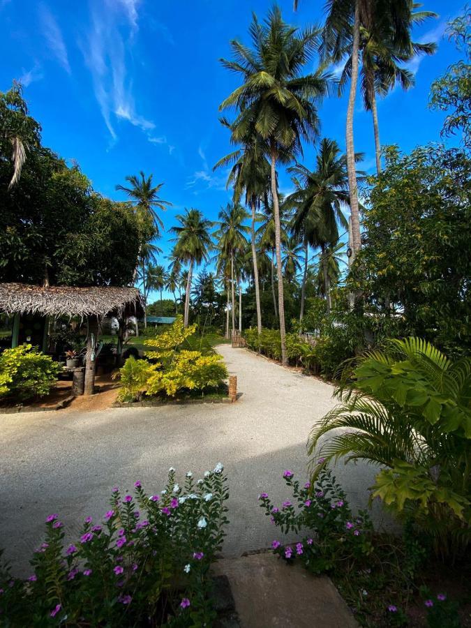Elena Garden Resort&Restaurant Trincomalee Exterior foto